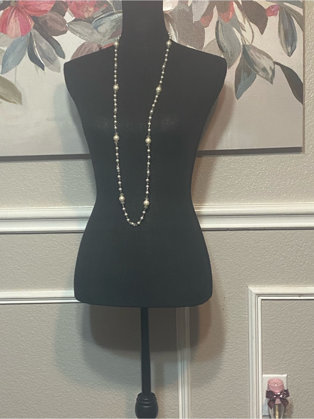 Faux Pearl Beaded Necklace - White